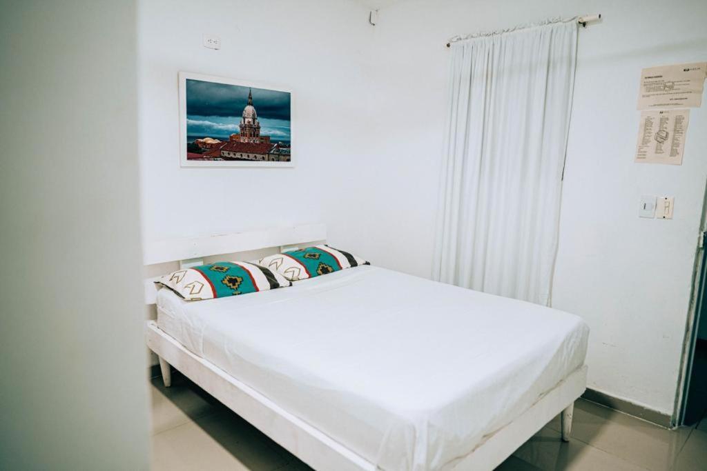 Neos Hotel Cartagena Bagian luar foto